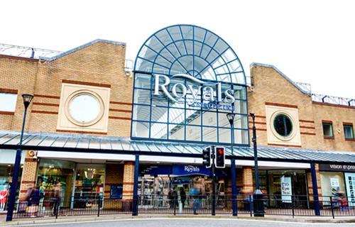 Seafront Suites - Close To Beach, Train Station & Southend Airport Southend-on-Sea Exterior photo